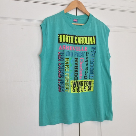 Vintage Size L, Sleeveless T-shirt, NC Cities - Picture 12 of 13
